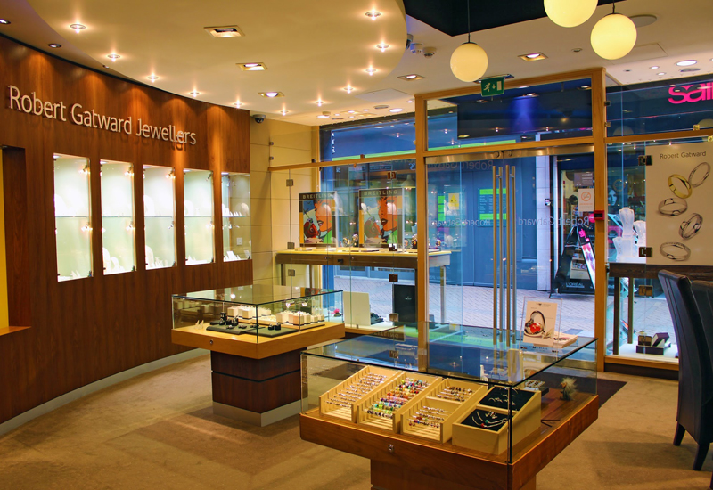 Bike gang floored by bystanders as they flee Robert Gatward Jewellers